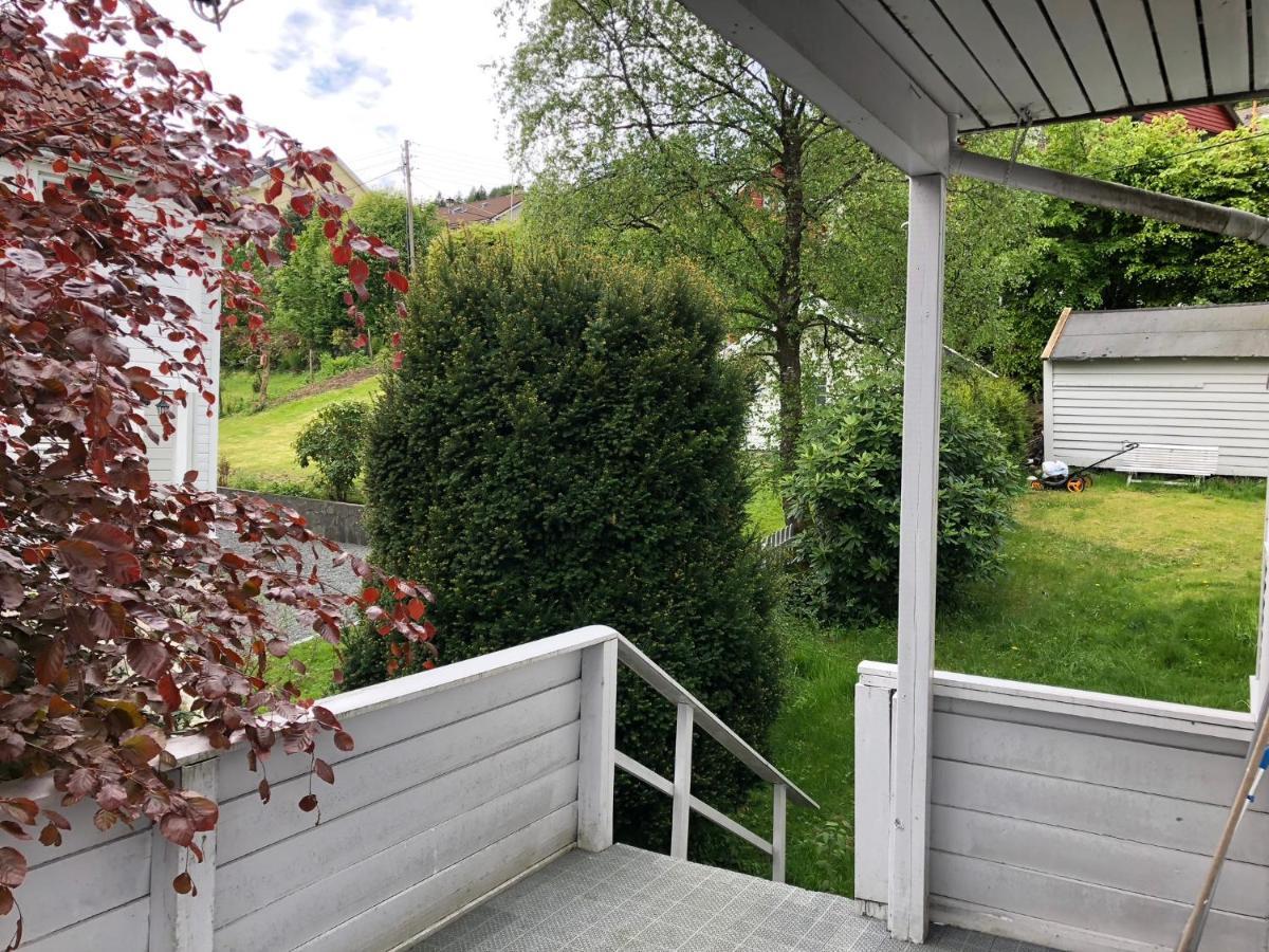 # 1 Mountain View With Free Street Parking Apartamento Bergen Exterior foto
